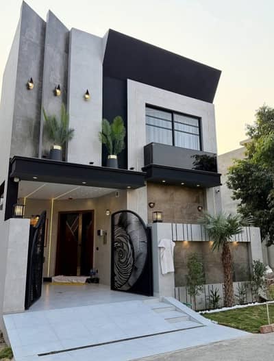 One Of Most Luxurios 5 Marla House Available For Rent IN Dha Phase 9 Town