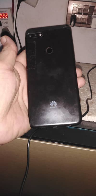 Huawei Y7