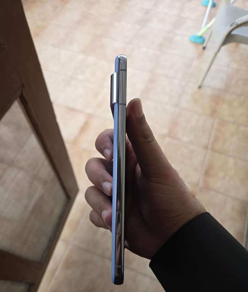 Google Pixel 8 Pro 7