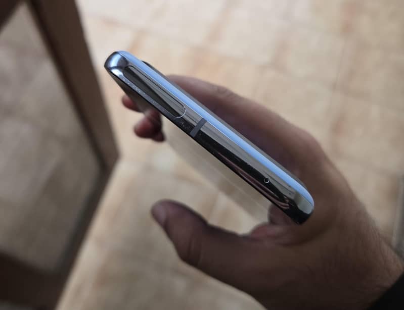 Google Pixel 8 Pro 9