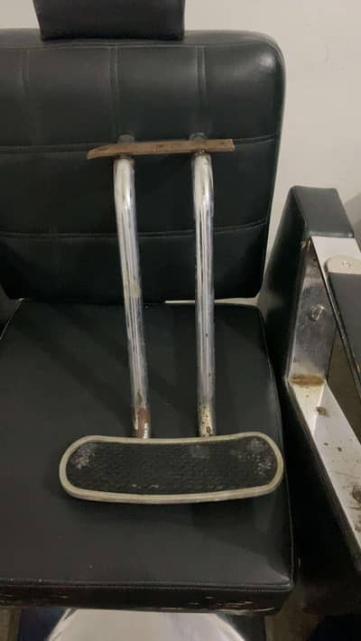 salon chair