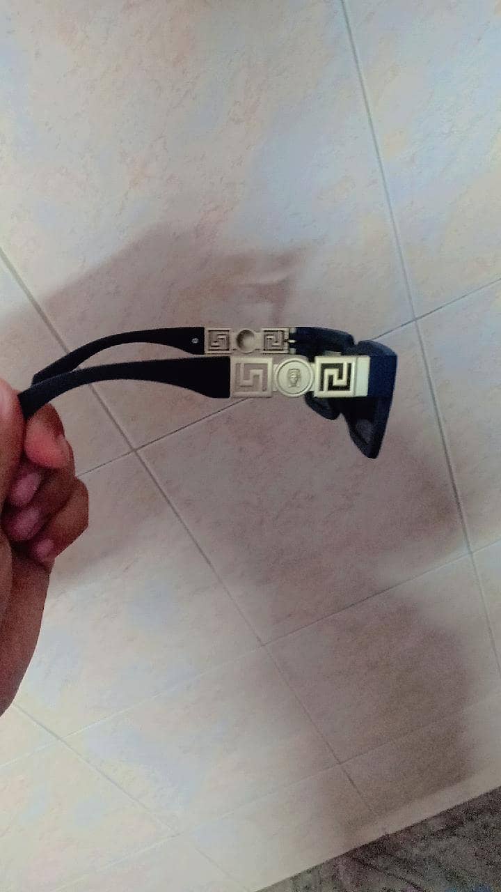 glasses 2