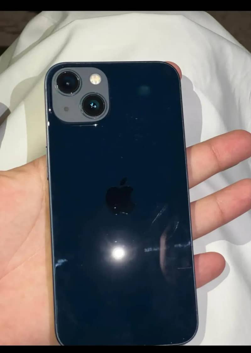 Apple iPhone 13 0