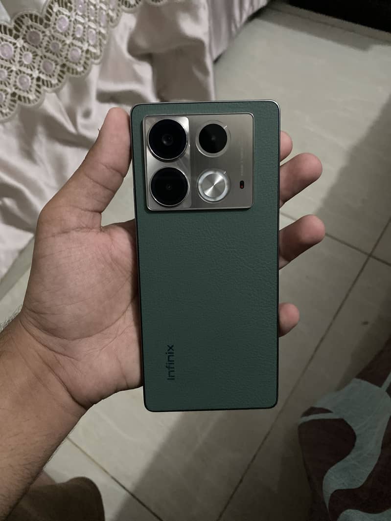 Infinix Note 40 1