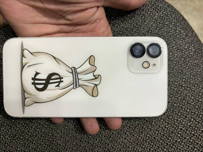 Apple iPhone 12 0