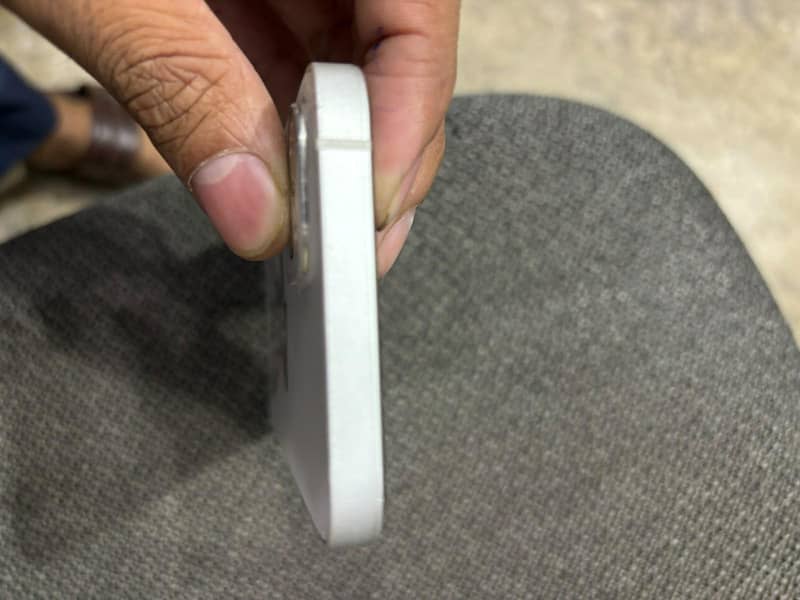 Apple iPhone 12 1