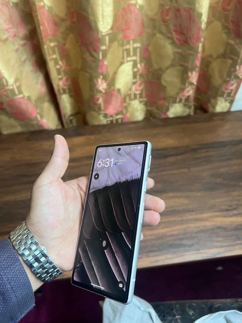 Google Pixel 7a 1
