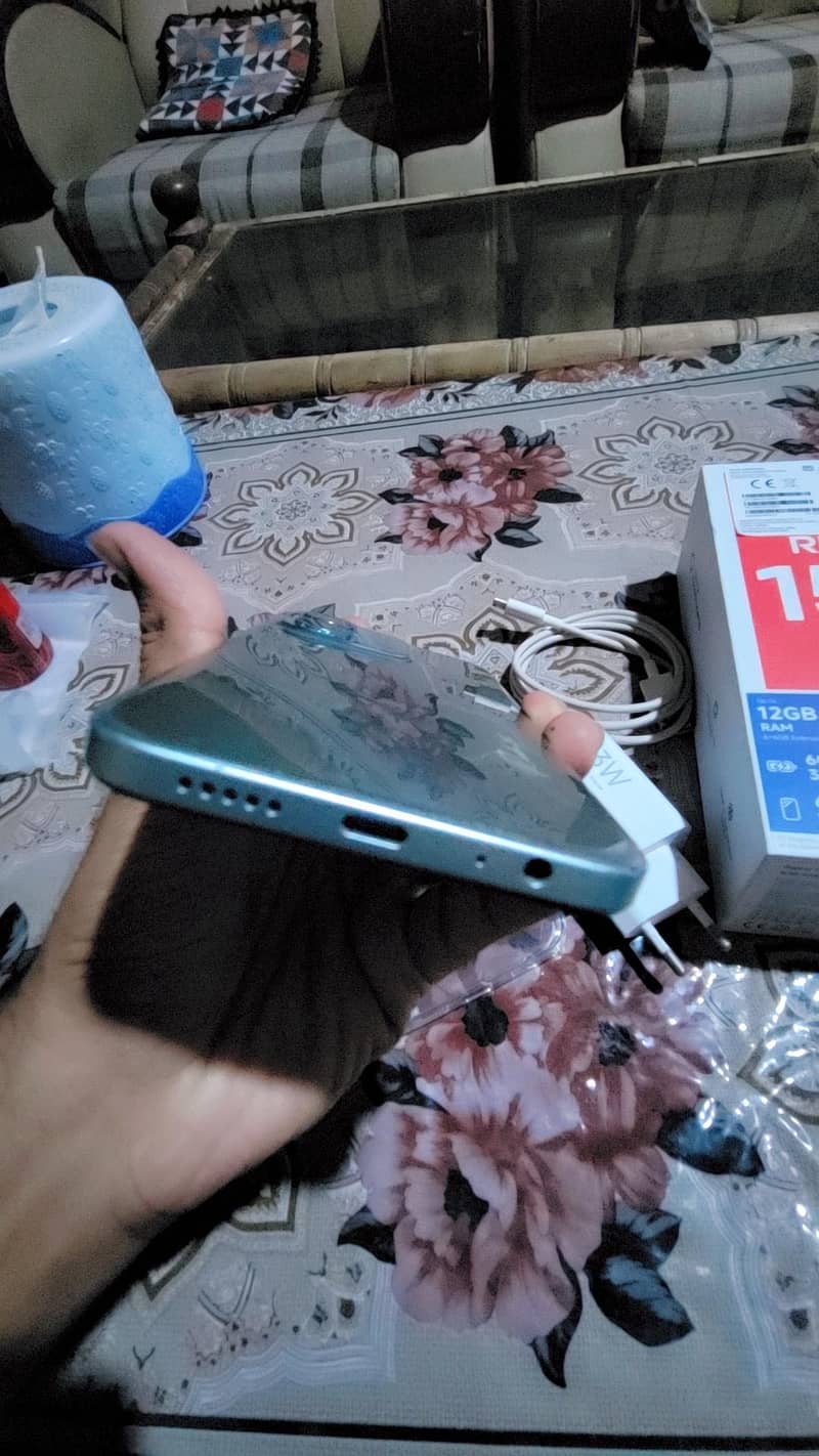 Xiaomi 15 4