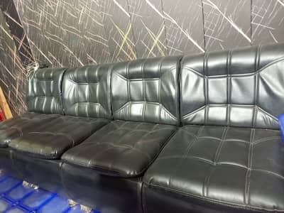 4 seater sofa set 8/10
