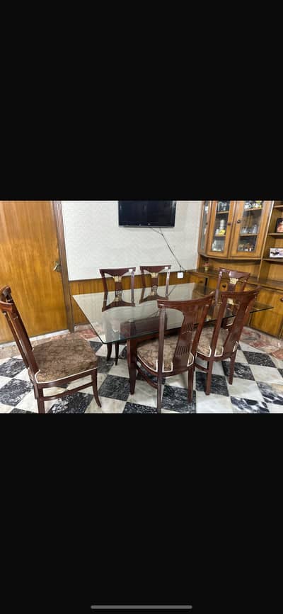 Dining Table with 6 chairs