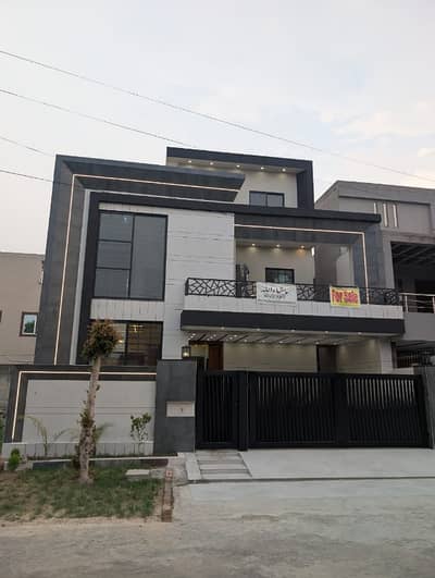 10MARLA MODERN DESIGN HOUSE FOR SALE IN IEP TOWN