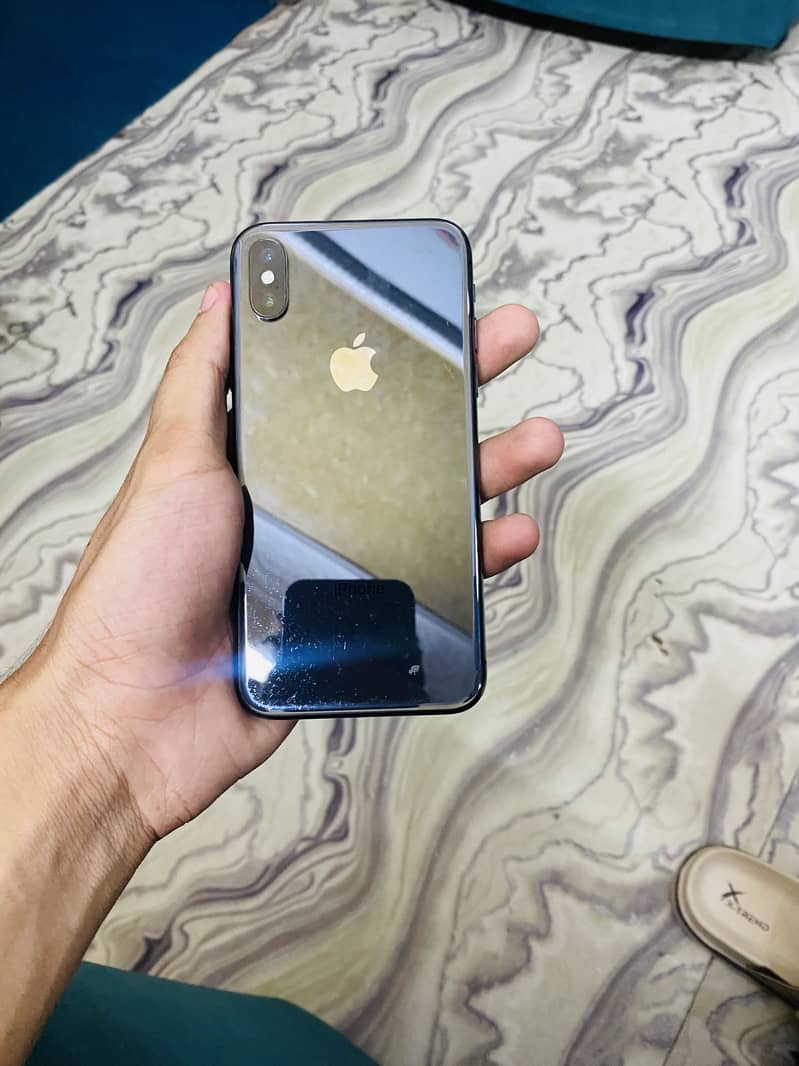 iPhone X Lush condition 1