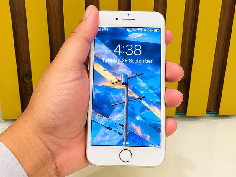 Apple iPhone 7 1