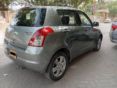Suzuki Swift 2012 DLX