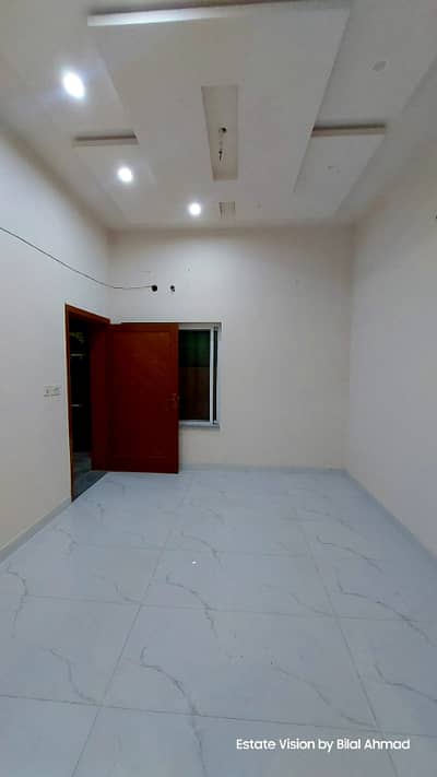 0321 86 10 688 solar 6kv install with green meter 7.75 Marla house available for rent Sui gas available
