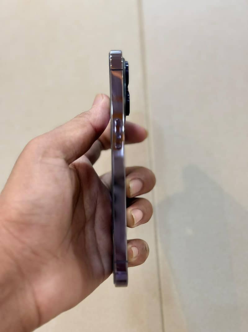 Apple iPhone 14 Pro 2