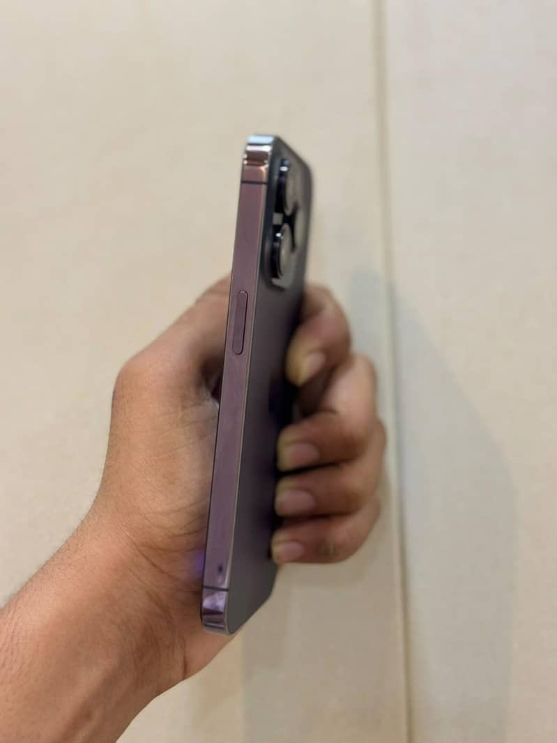 Apple iPhone 14 Pro 3