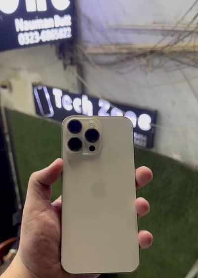 Apple iPhone 16 Pro Max