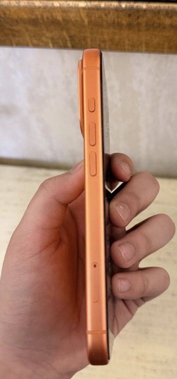 Apple iPhone 17 Pro 2