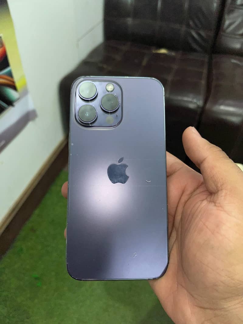 Apple iPhone 14 Pro Max 6