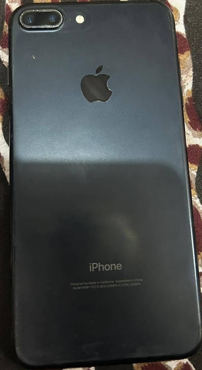 Apple iPhone 7 Plus 2