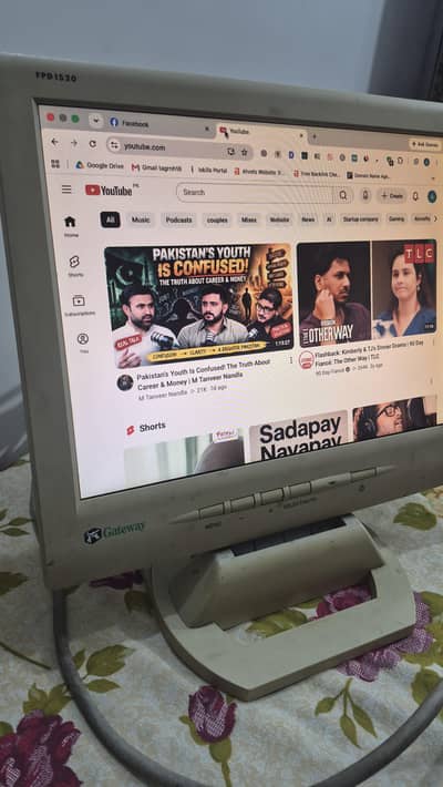 Computer LCD Monitor For Sale - 15 Inch - Excellent Working - No Issue