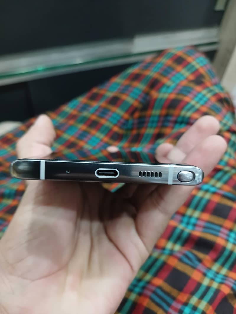 Samsung Mobile Note 10 Plus 3