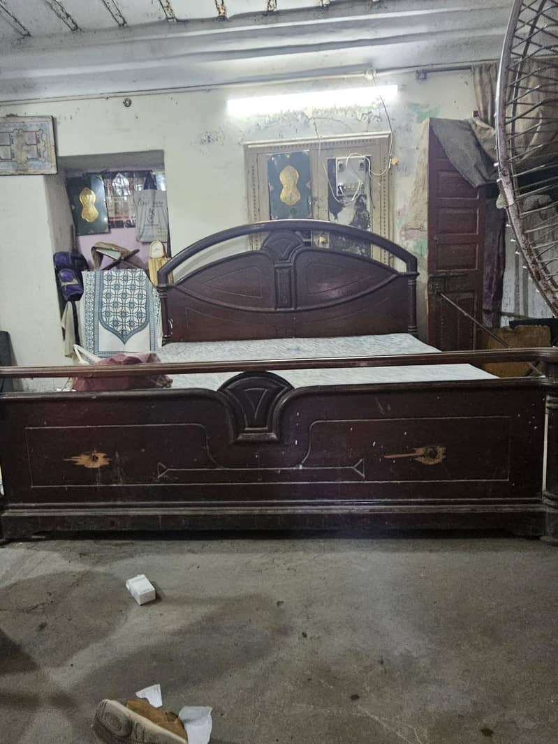 Bed Set with Side Table & Dressing Table 0
