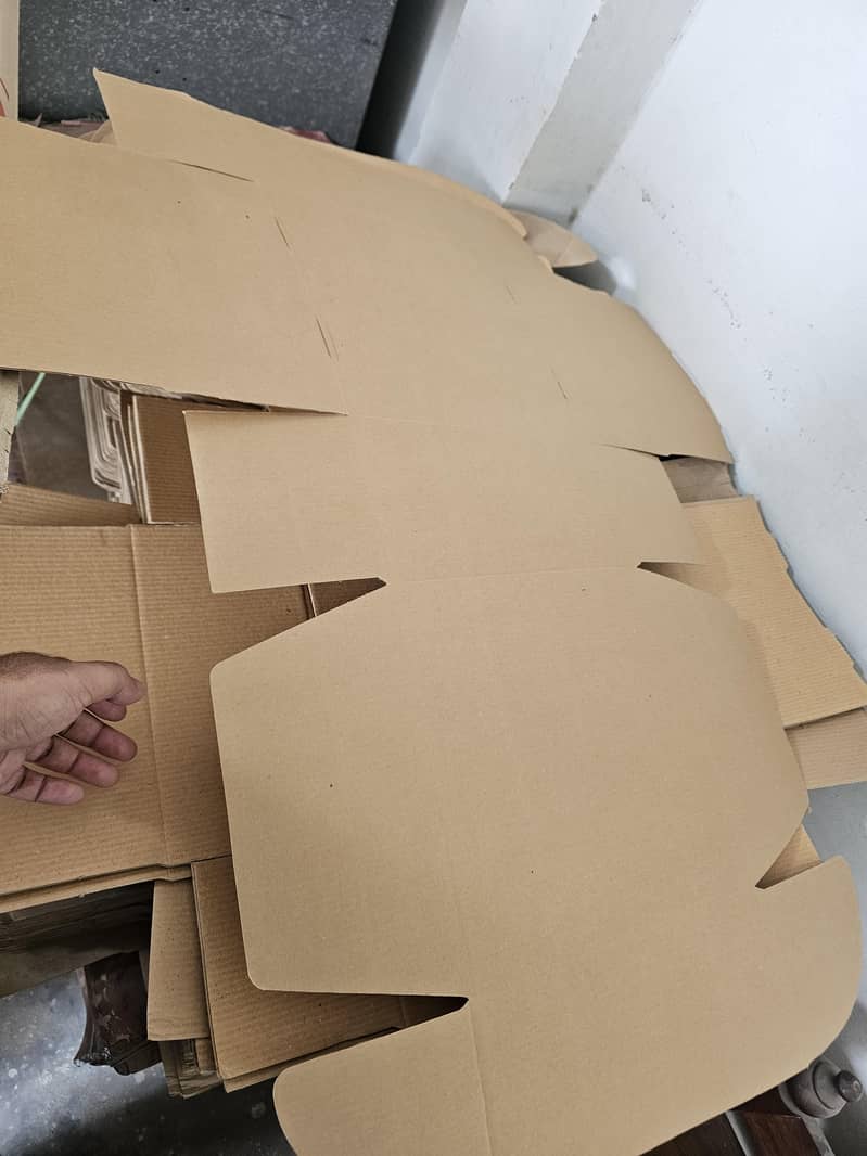 mini boxes 10/10inch width  5 inch lengh 0