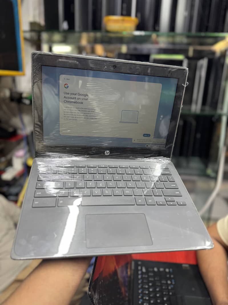 Chrome book 0