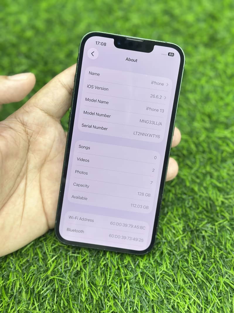 Apple iPhone 13 6