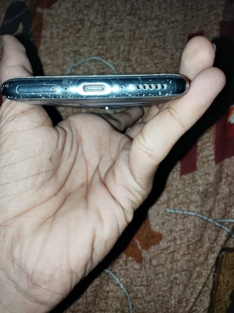 One Plus 7 Pro 13
