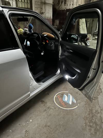 Suzuki Swift DLX 1.3 2010