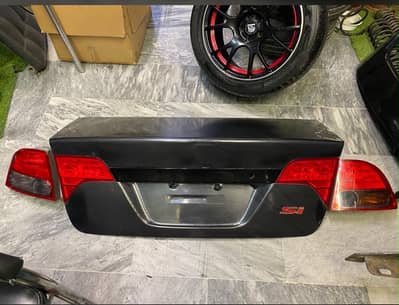 Honda reborn SI trunk
