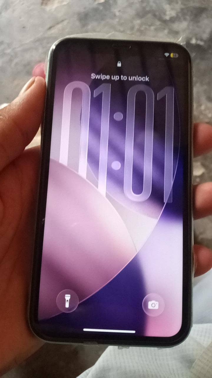 Apple iPhone 11 0