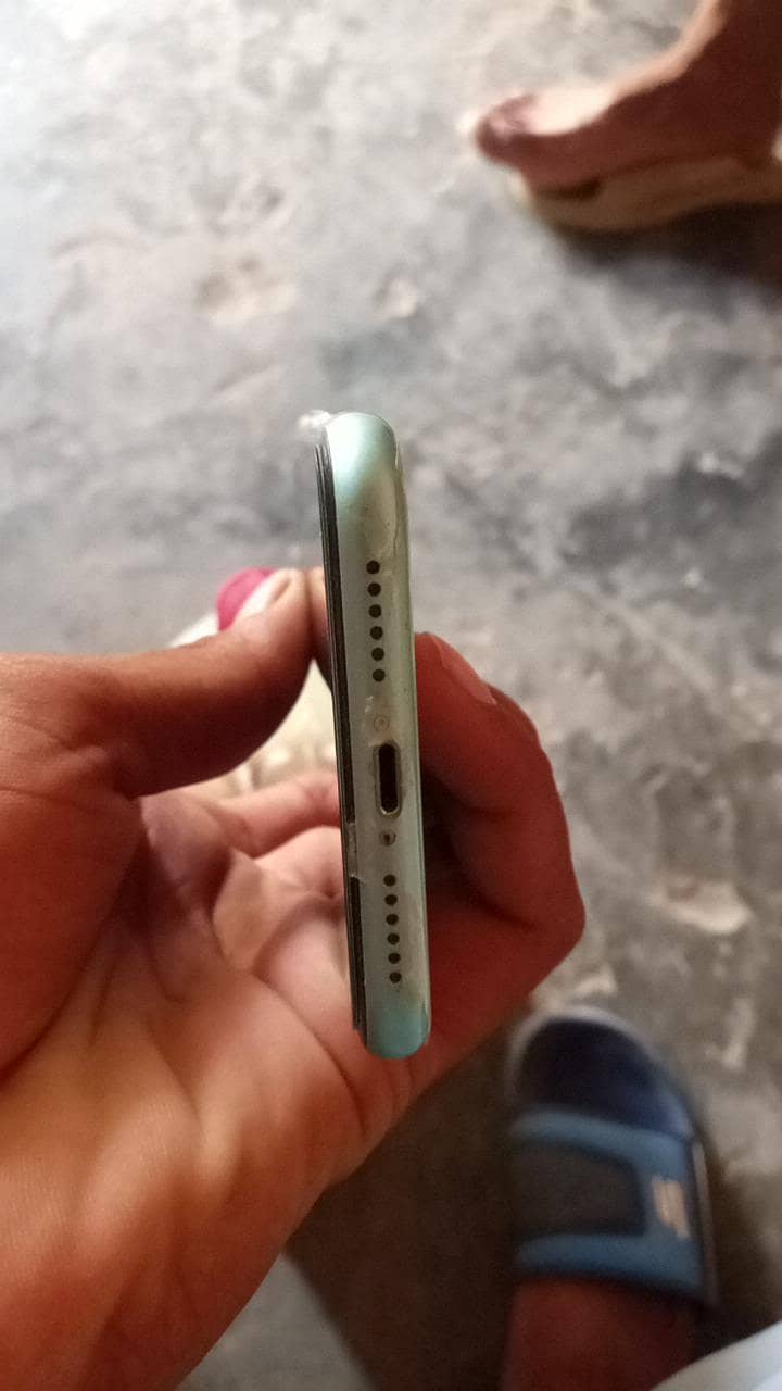 Apple iPhone 11 1