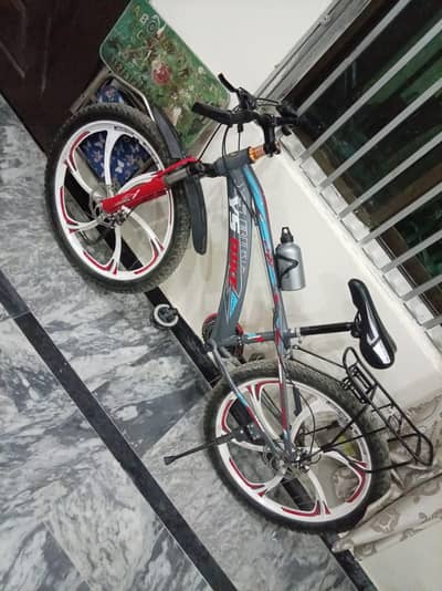 Mountain Bike for Sale – Like New Condition