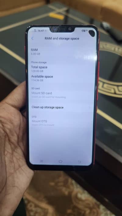 Vivo Y81s.  6/128. GB