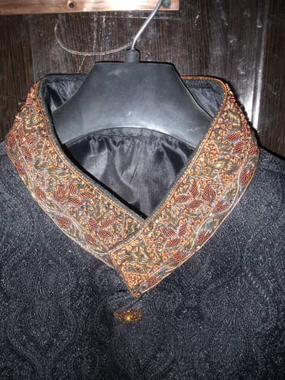 Fancy embroiderd sherwani with kulla