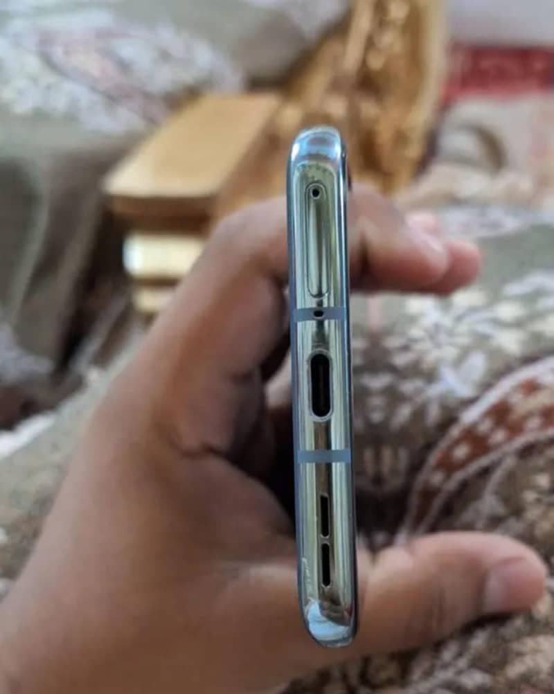 One Plus 10 Pro 4