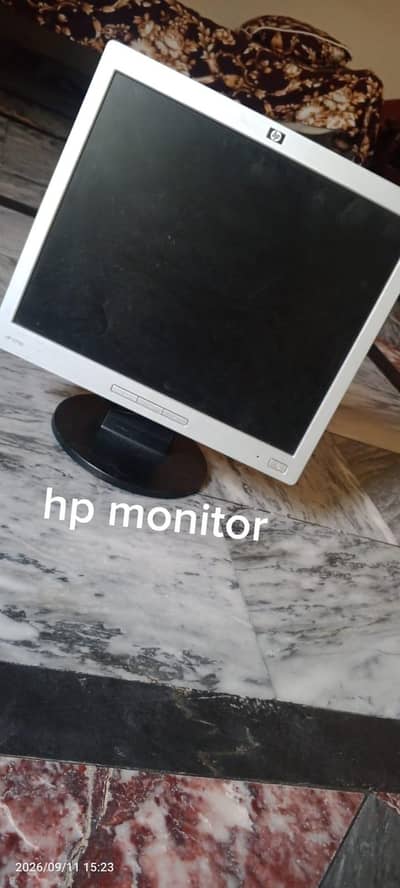 hp 17 inch monitor
