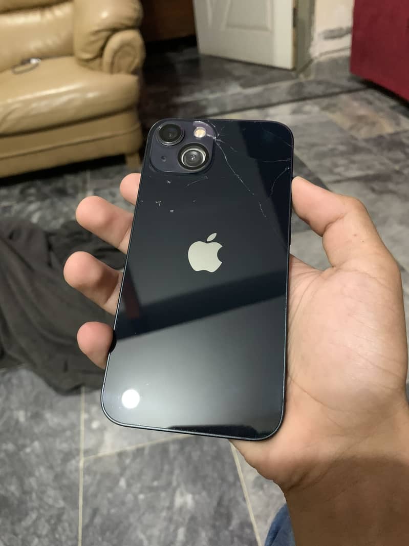 Apple iPhone 13 2