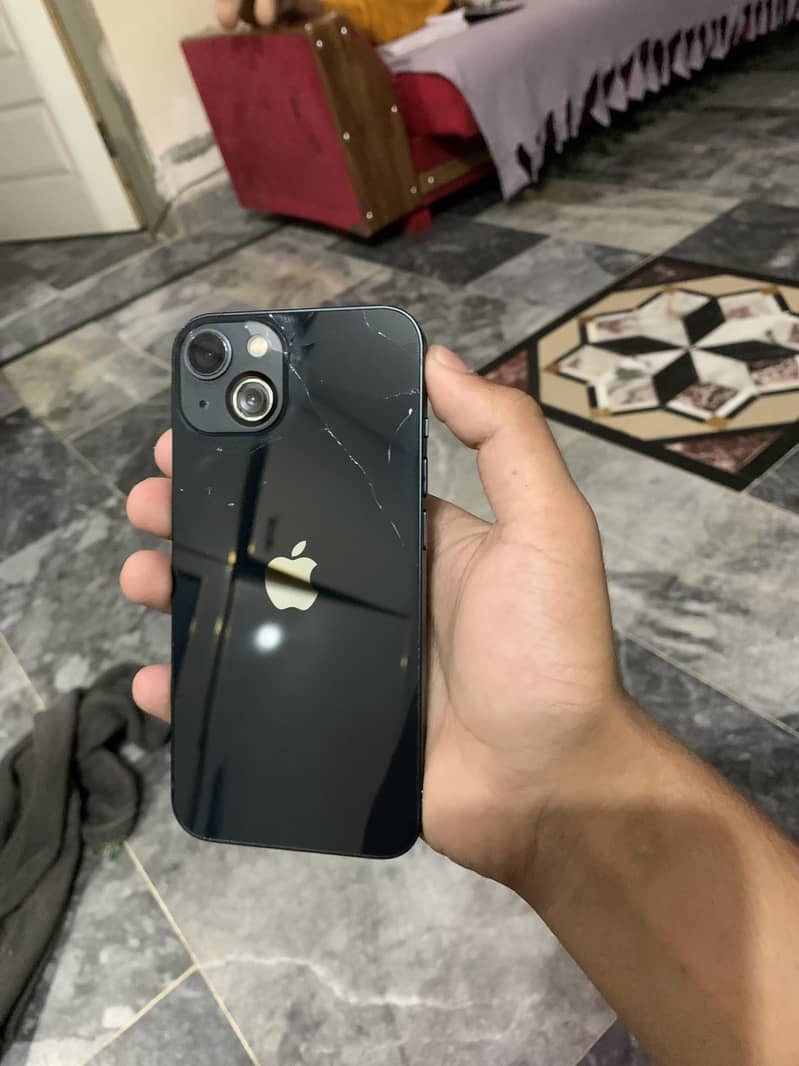 Apple iPhone 13 13