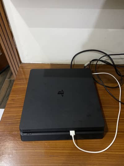 Playstation 4 Slim / WhatsApp 03214527456
