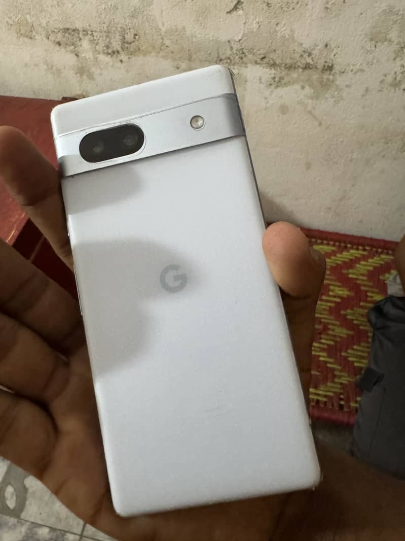 Google Pixel 7a 1