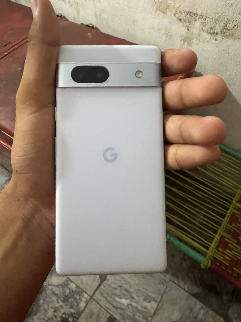 Google Pixel 7a 2