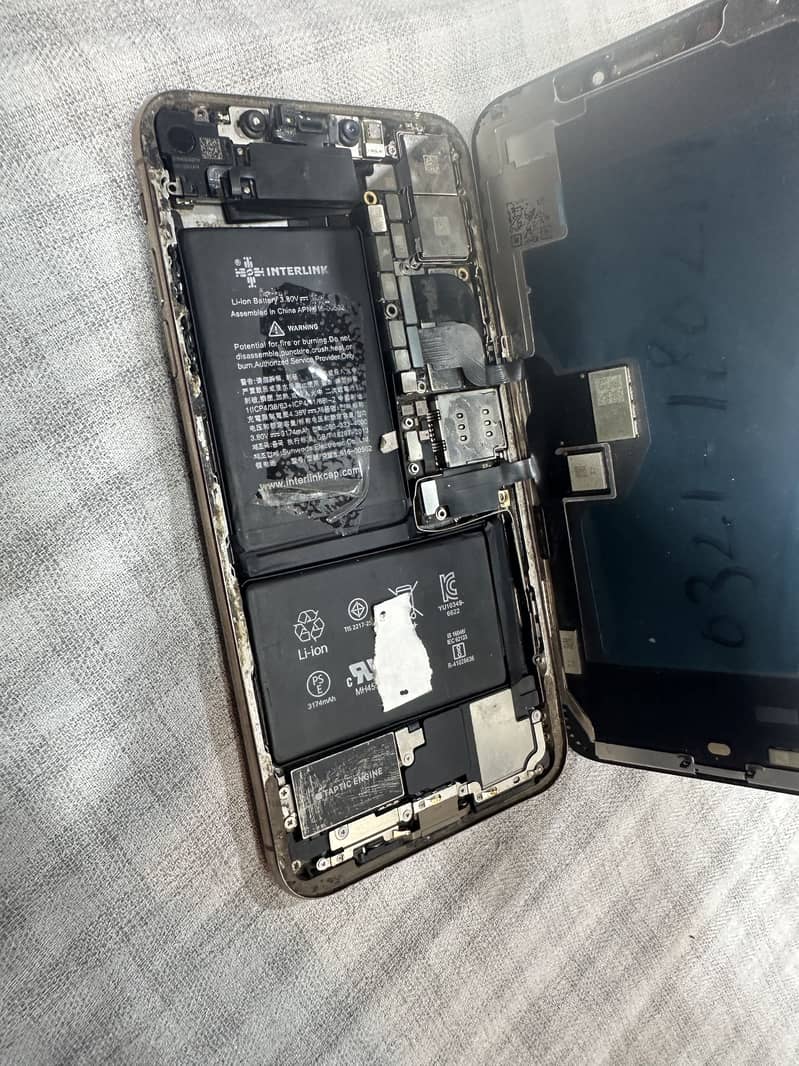 Iphon xs max 3