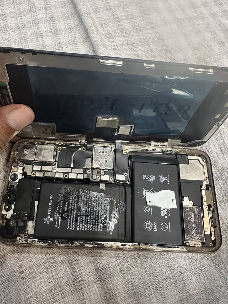 Iphon xs max 4