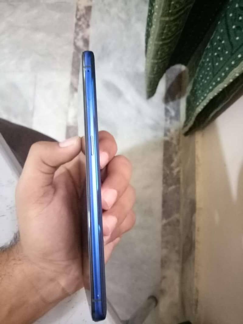 Realme 2 Pro 6