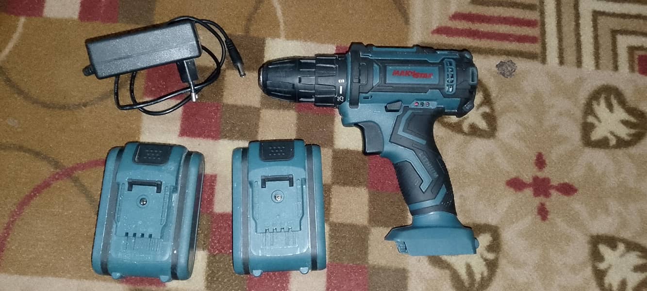 Cordless drill/driver kit 1